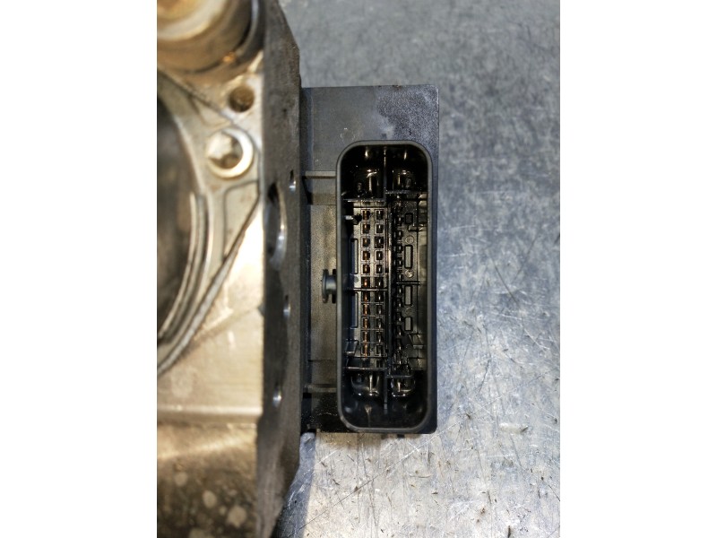 Recambio de abs para citroen c5 berlina sport referencia OEM IAM 0265251413 9674804480 