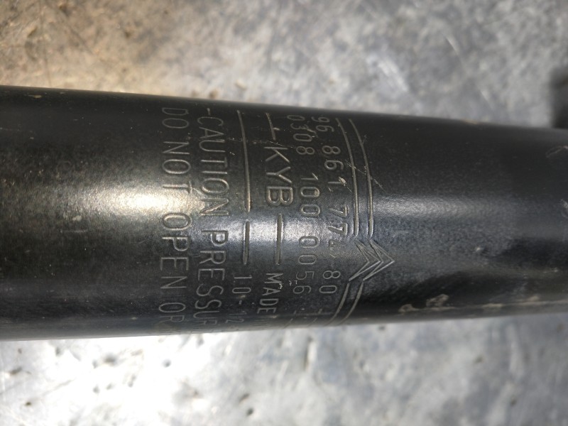 Recambio de amortiguador delantero derecho para citroen c5 berlina sport referencia OEM IAM 9686177480  