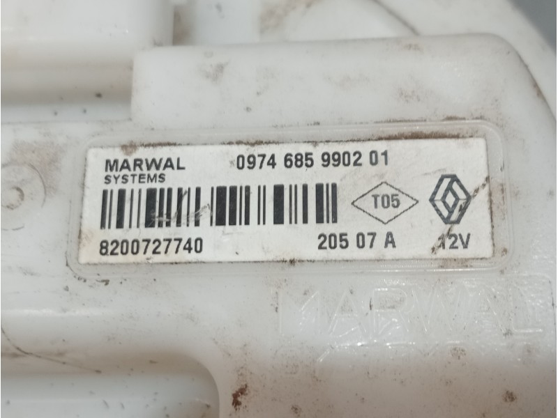 Recambio de bomba combustible para renault clio iii 1.2 16v referencia OEM IAM 8200727740 0974685990201 