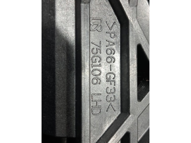 Recambio de palanca cambio para nissan leaf 2 zero edition referencia OEM IAM 75G106  