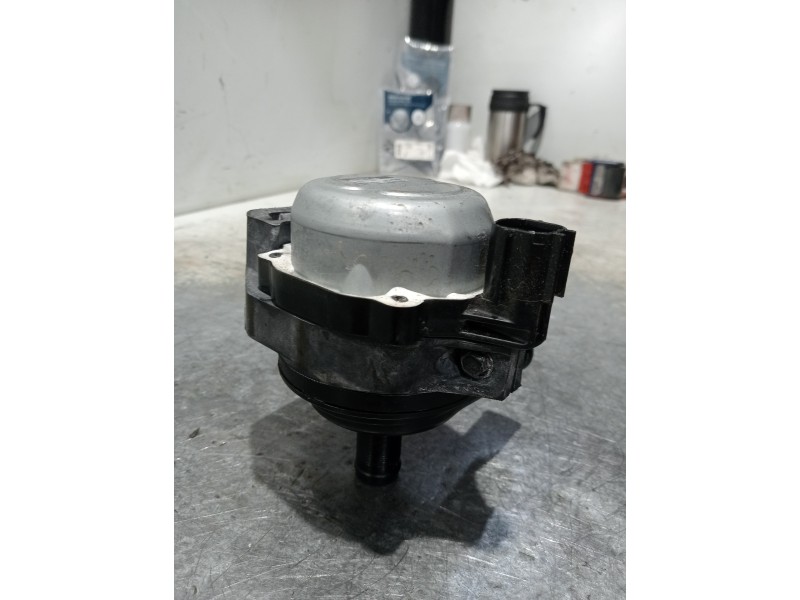 Recambio de bomba agua para nissan leaf 2 zero edition referencia OEM IAM 215815SA0A  