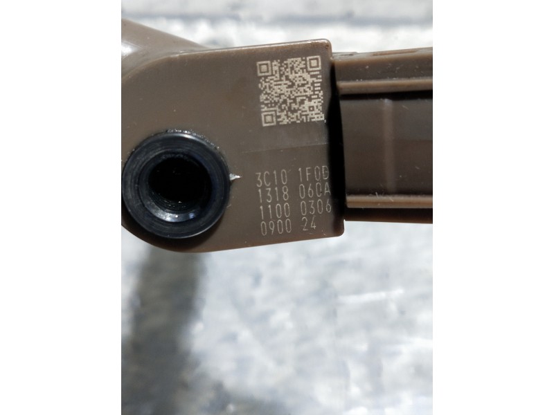 Recambio de inyector para mazda 6 kombi ()(.2012) center-line referencia OEM IAM SH0113H50 1318060A DENSO