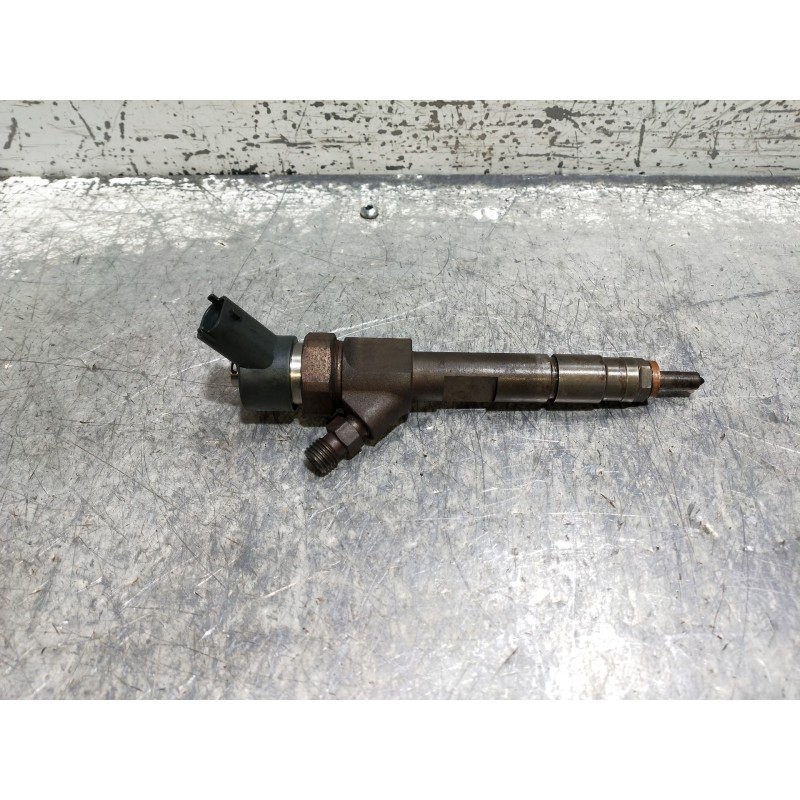 Recambio de inyector para renault megane ii berlina 5p confort authentique referencia OEM IAM 0445110110A 8200100272 