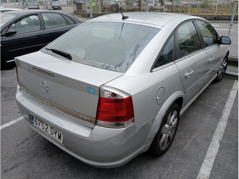 opel vectra c berlina del año 2006