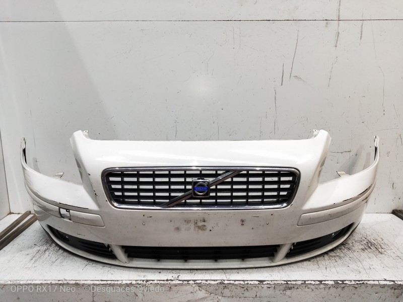 Recambio de paragolpes delantero para volvo s40 berlina 1.8 kinetic referencia OEM IAM   