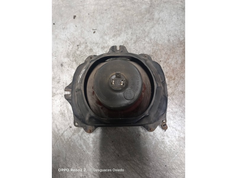 Recambio de faro derecho para volkswagen taro 2.4 diesel (2l) referencia OEM IAM   