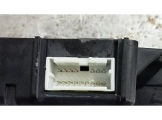 Recambio de caja reles / fusibles para citroen c-crosser 2.2 hdi fap cat referencia OEM IAM 8637A320 519344113  2