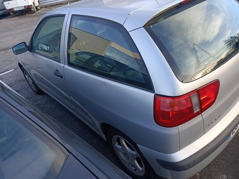 seat ibiza (6k1) del año 2001