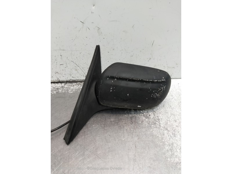 Recambio de retrovisor izquierdo para mazda 626 berlina (gf) 2.0 ditd ac referencia OEM IAM ELECTRICO 1 ENCHUFE 3 CABLES