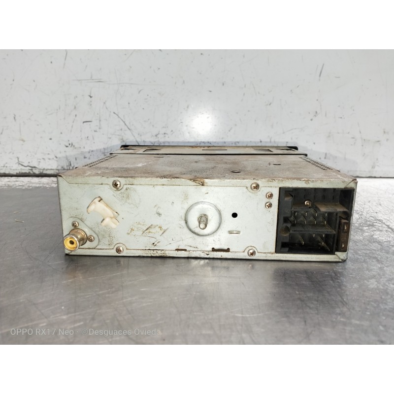 Recambio de sistema audio / radio cd para mazda 626 berlina (gf) 2.0 ditd ac referencia OEM IAM GR1072W0184845 0520 1848456