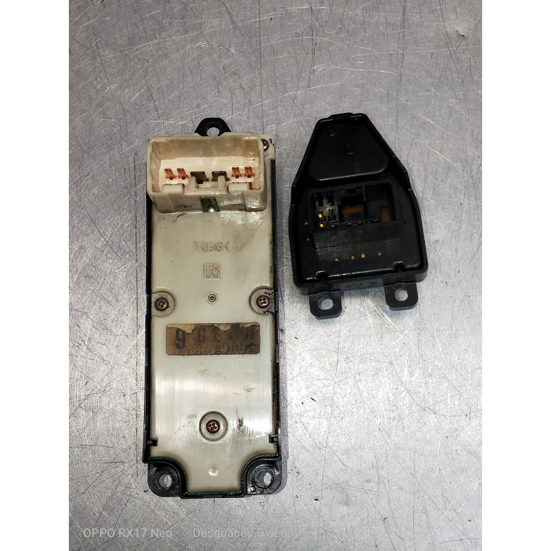 Recambio de mando elevalunas delantero izquierdo para mazda 626 berlina (gf) 2.0 ditd ac referencia OEM IAM 9GE4151417  4P