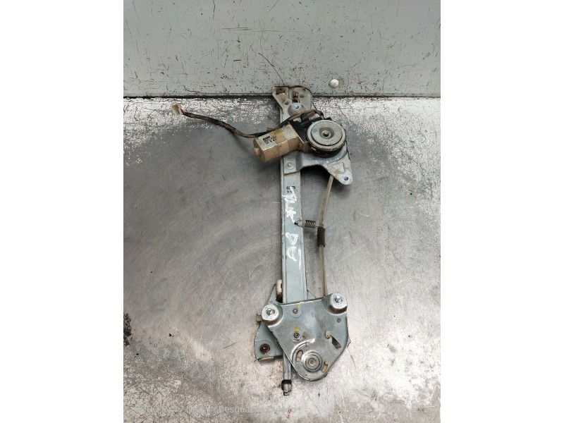 Recambio de elevalunas trasero derecho para mazda 626 berlina (gf) 2.0 ditd ac referencia OEM IAM 3650161822  4P