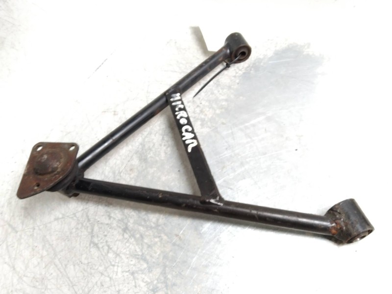Recambio de brazo suspension inferior delantero izquierdo para microcar mc1 500cc referencia OEM IAM    Recambio de brazo suspension inferior delantero izquierdo para microcar mc1 500cc referencia OEM IAM