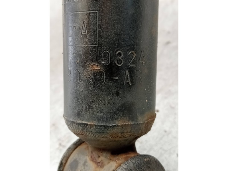 Recambio de amortiguador trasero izquierdo para ford fiesta berl./express básico referencia OEM IAM 84FB18080AB  