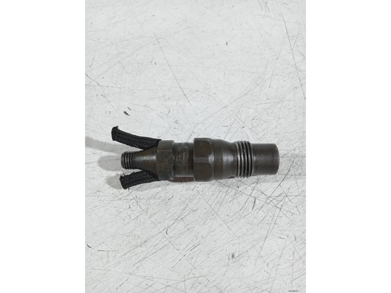 Recambio de inyector para ford fiesta berl./express básico referencia OEM IAM KCA30S44  BOSCH