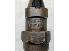 Recambio de inyector para ford fiesta berl./express básico referencia OEM IAM KCA30S44  BOSCH 2