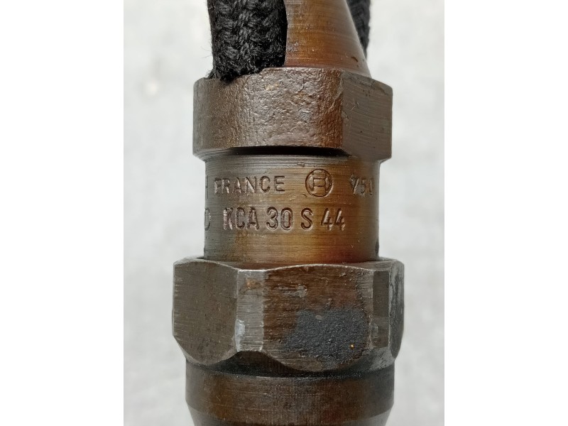 Recambio de inyector para ford fiesta berl./express básico referencia OEM IAM KCA30S44  BOSCH