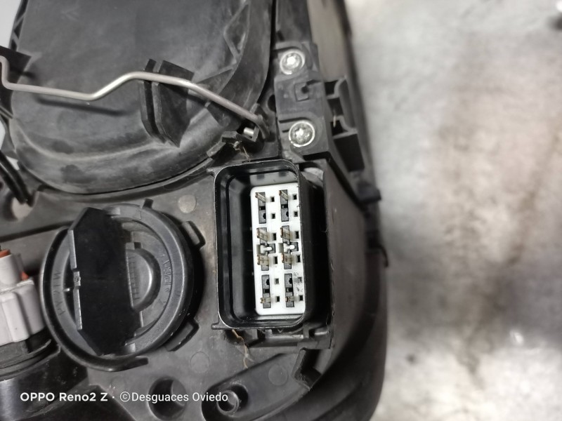Recambio de faro izquierdo para volvo v50 familiar 2.0 d kinetic referencia OEM IAM   