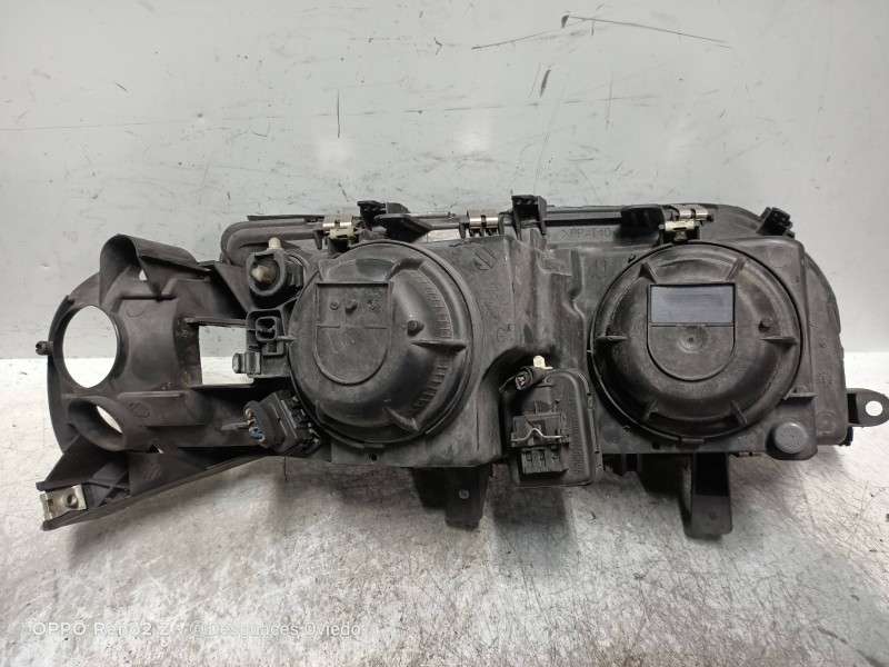 Recambio de faro izquierdo para volvo s80 berlina 2.5 d referencia OEM IAM 8693557 89007829 