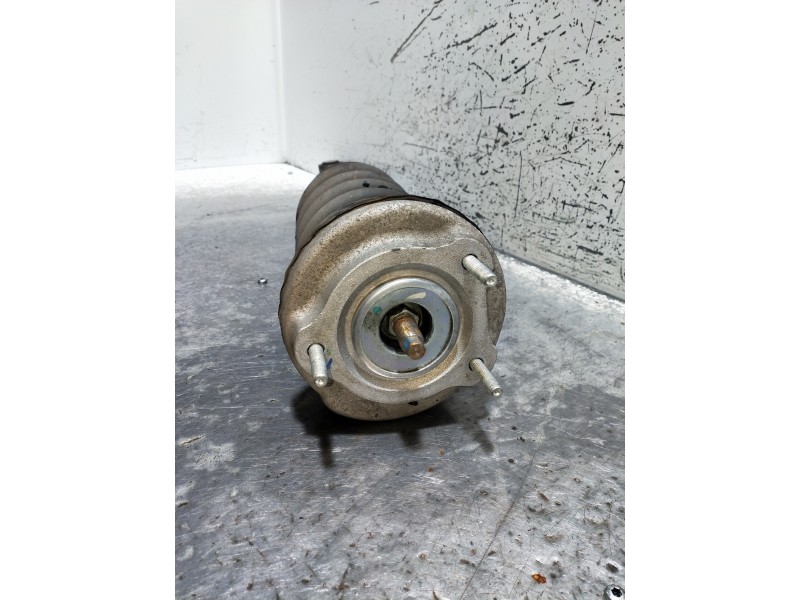 Recambio de amortiguador delantero izquierdo para maserati ghibli diesel referencia OEM IAM 06700058940  