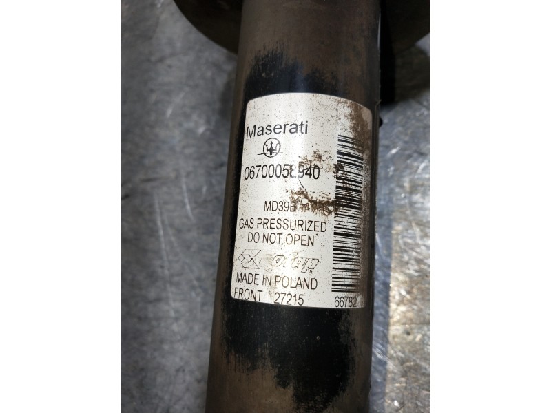 Recambio de amortiguador delantero izquierdo para maserati ghibli diesel referencia OEM IAM 06700058940  