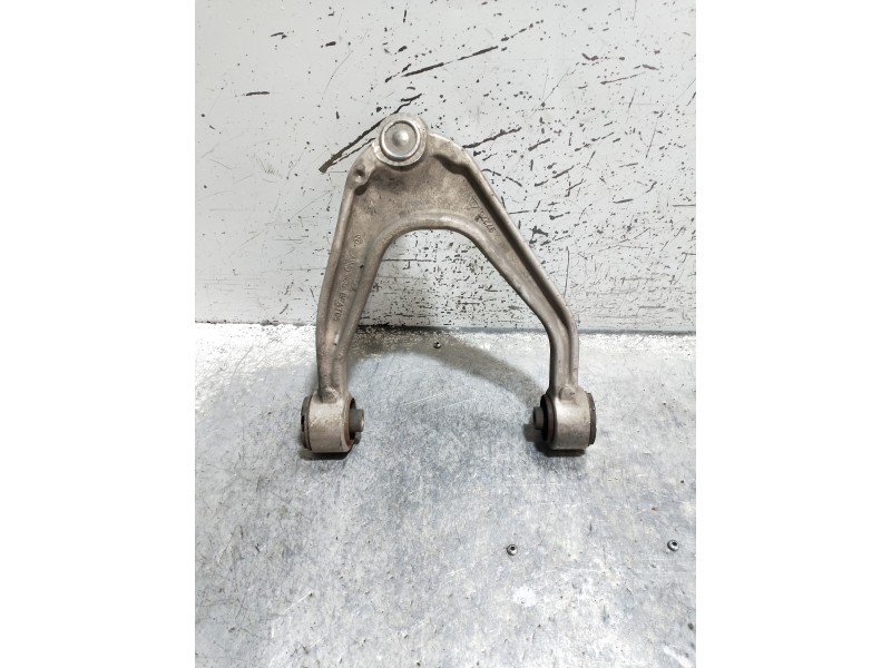 Recambio de brazo suspension superior delantero derecho para maserati ghibli diesel referencia OEM IAM 06700041860  