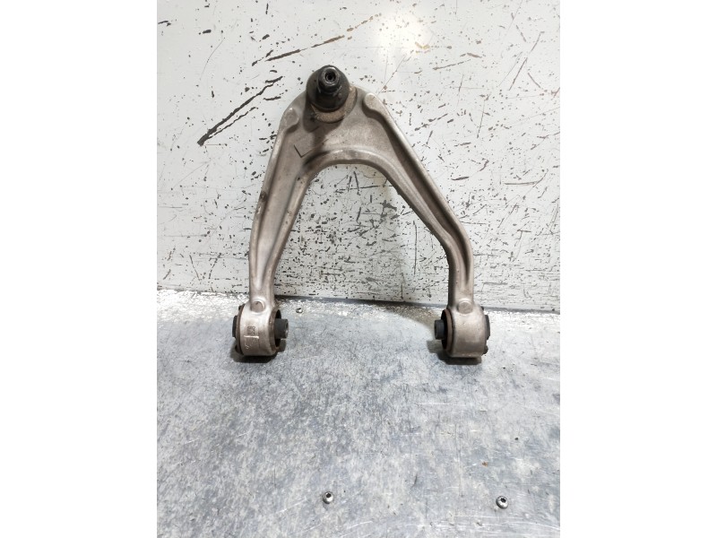 Recambio de brazo suspension superior delantero izquierdo para maserati ghibli diesel referencia OEM IAM 06700041850  