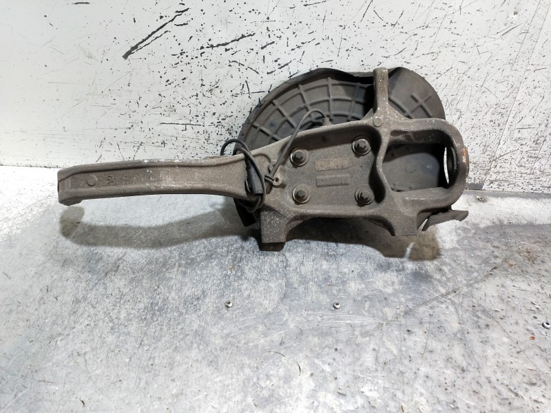 Recambio de mangueta delantera derecha para maserati ghibli diesel referencia OEM IAM 670001806  