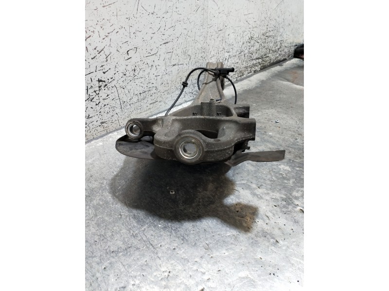 Recambio de mangueta delantera izquierda para maserati ghibli diesel referencia OEM IAM 670001805  