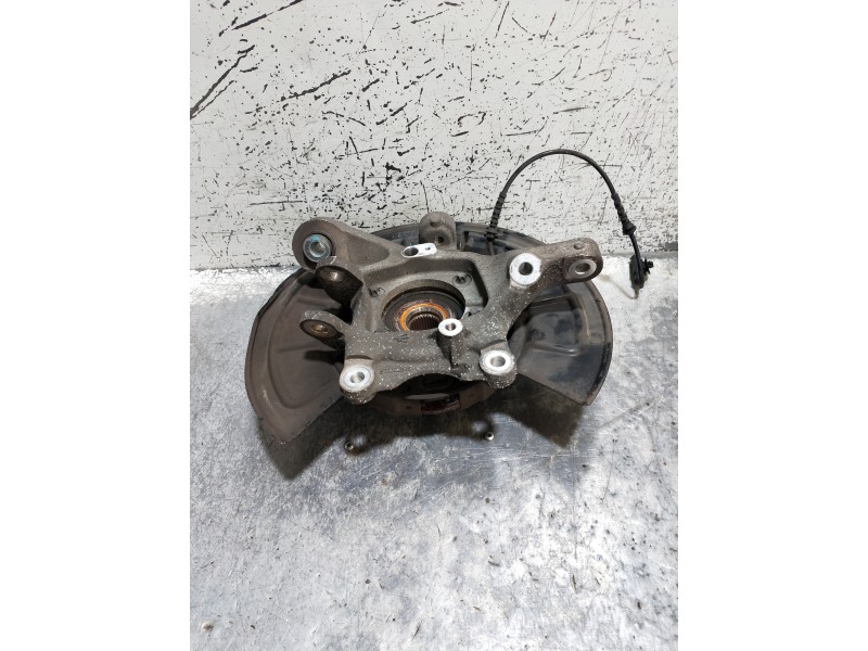 Recambio de mangueta trasera derecha para maserati ghibli diesel referencia OEM IAM 670006805  