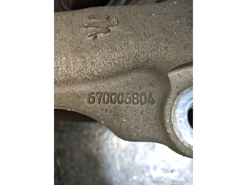 Recambio de mangueta trasera izquierda para maserati ghibli diesel referencia OEM IAM 670006804  