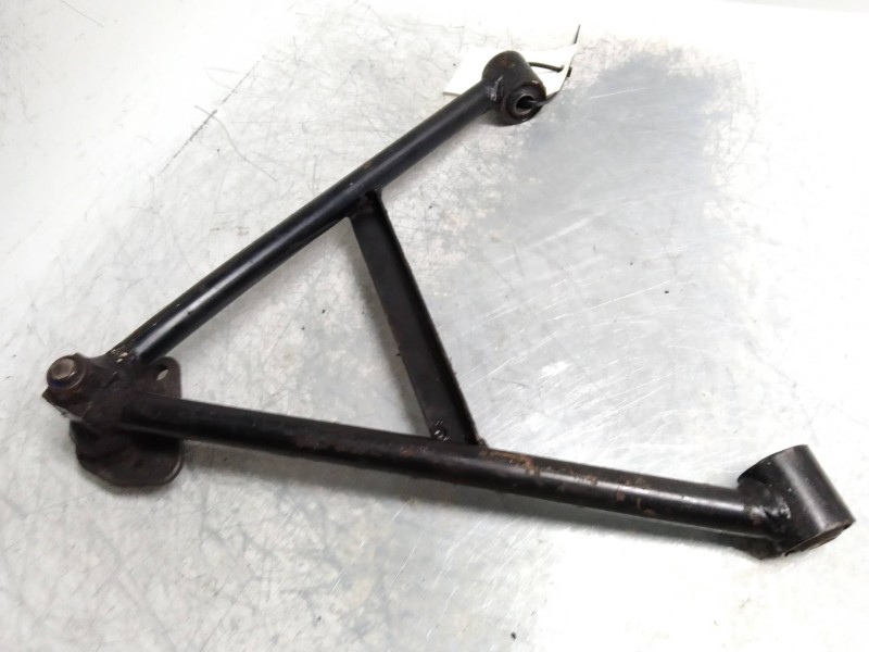 Recambio de brazo suspension inferior delantero derecho para microcar mc1 500cc referencia OEM IAM   