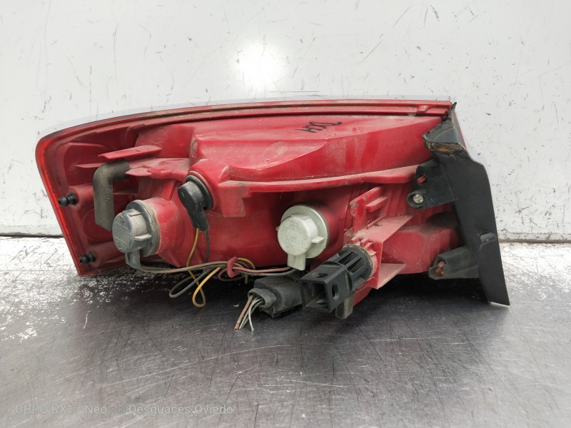 Recambio de piloto trasero derecho para audi a5 coupe (8t) 2.7 tdi referencia OEM IAM 8T0945096  