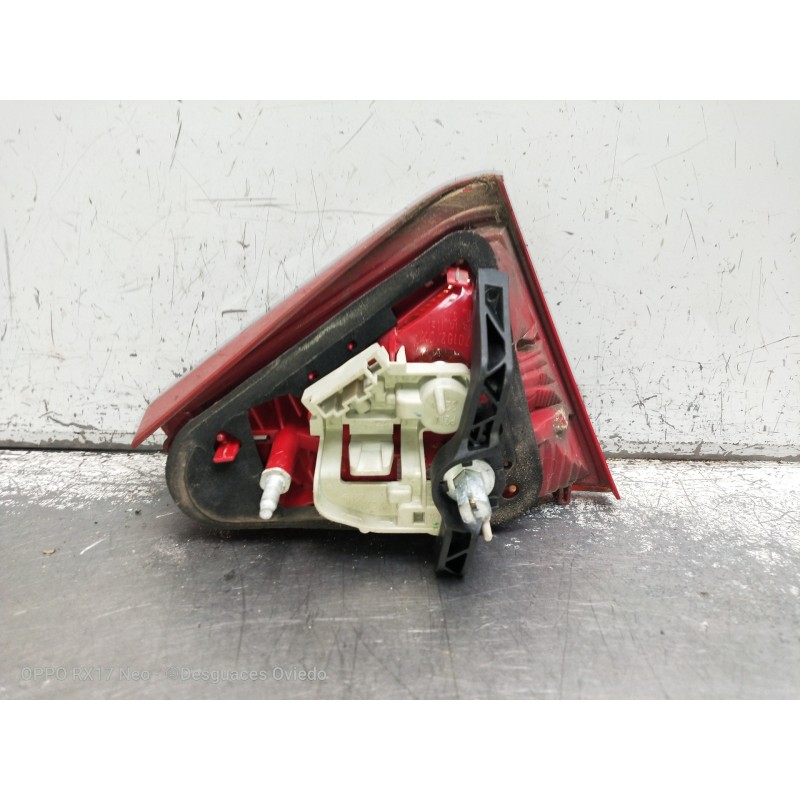 Recambio de piloto trasero derecho interior para audi a5 coupe (8t) 2.7 tdi referencia OEM IAM 8T0945094  