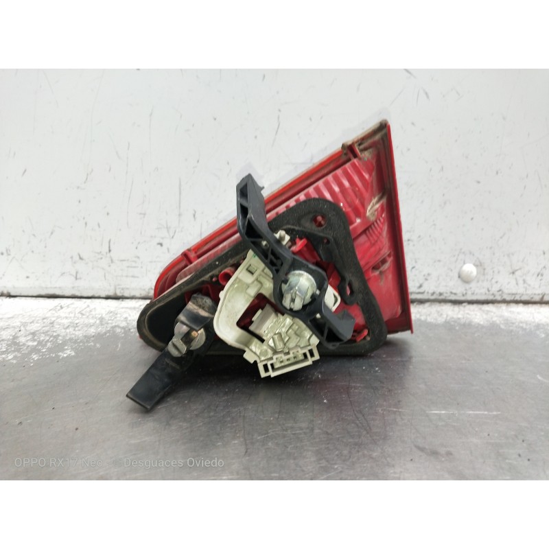 Recambio de piloto trasero izquierdo interior para audi a5 coupe (8t) 2.7 tdi referencia OEM IAM 8T0945093  