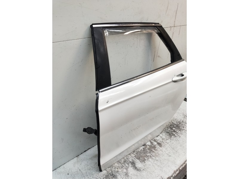 Recambio de puerta trasera izquierda para ford mondeo turn. hybrid trend referencia OEM IAM   5P