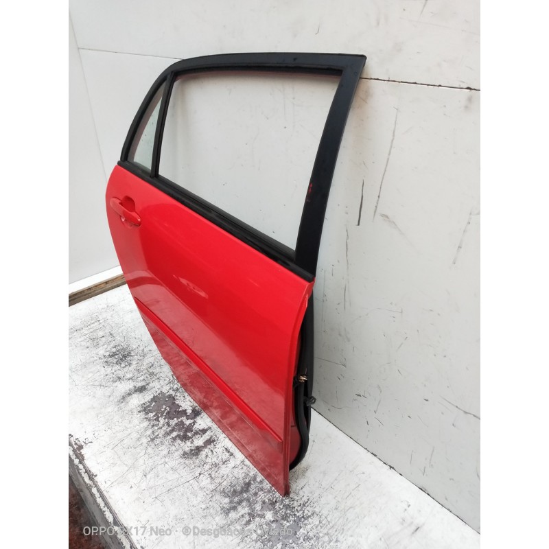 Recambio de puerta trasera derecha para toyota corolla (e12) 2.0 d-cat referencia OEM IAM   5P