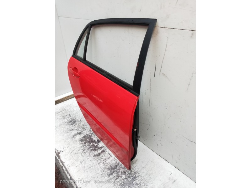 Recambio de puerta trasera derecha para toyota corolla (e12) 2.0 d-cat referencia OEM IAM   5P