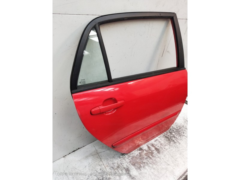 Recambio de puerta trasera derecha para toyota corolla (e12) 2.0 d-cat referencia OEM IAM   5P