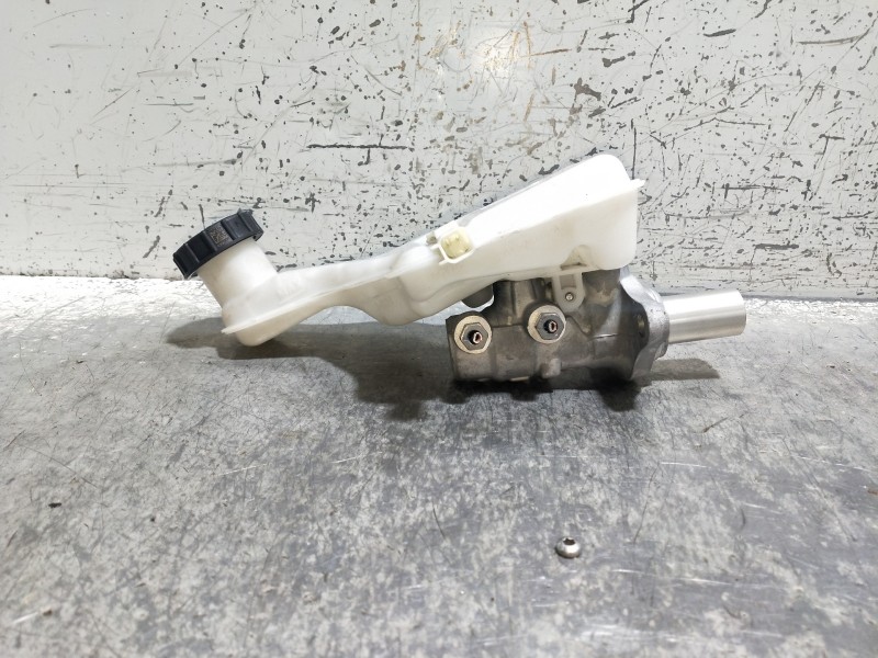 Recambio de bomba freno para ford mondeo turn. hybrid trend referencia OEM IAM 26415610484  
