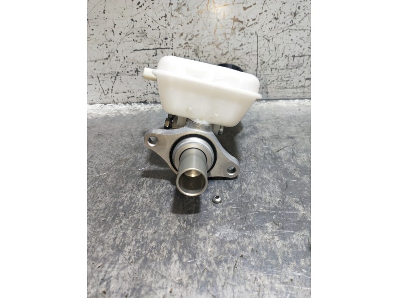 Recambio de bomba freno para ford mondeo turn. hybrid trend referencia OEM IAM 26415610484  