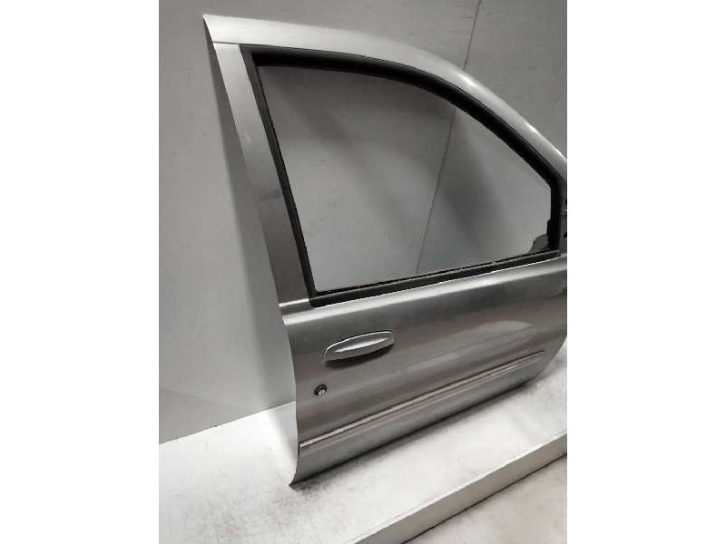 Recambio de puerta delantera derecha para tata indigo marina 1.4 referencia OEM IAM   5P