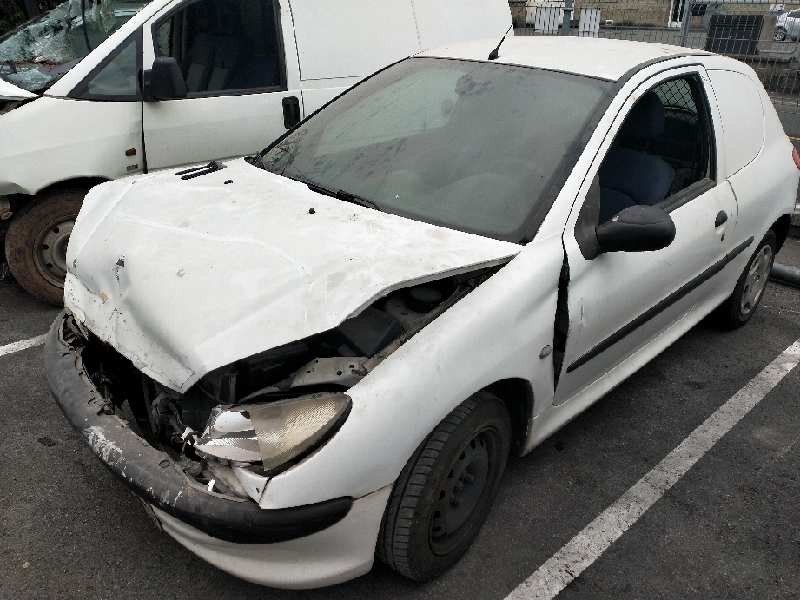 peugeot 206 berlina del año 2002
