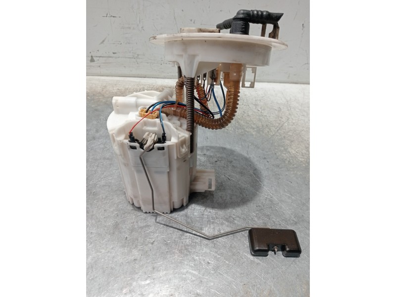 Recambio de bomba combustible para audi a5 coupe (8t) 2.7 tdi referencia OEM IAM 8K0919050 0580205001 