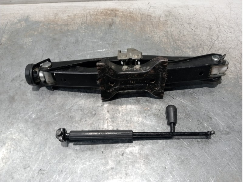 Recambio de gato para audi a5 coupe (8t) 2.7 tdi referencia OEM IAM   