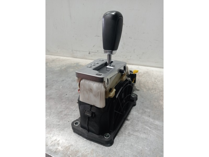 Recambio de palanca cambio para volvo v60 kombi momentum referencia OEM IAM P30759121  