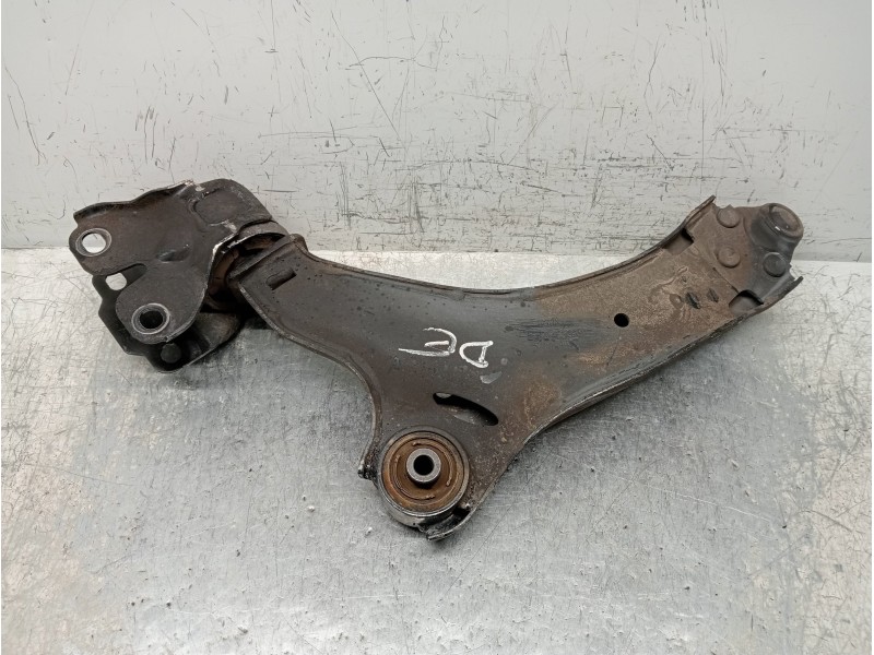 Recambio de brazo suspension inferior delantero derecho para volvo xc60 kinetic 2wd referencia OEM IAM   
