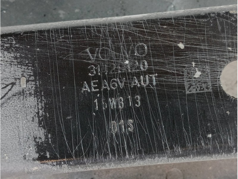 Recambio de brazo suspension inferior trasero derecho para volvo xc60 kinetic 2wd referencia OEM IAM 31429120  