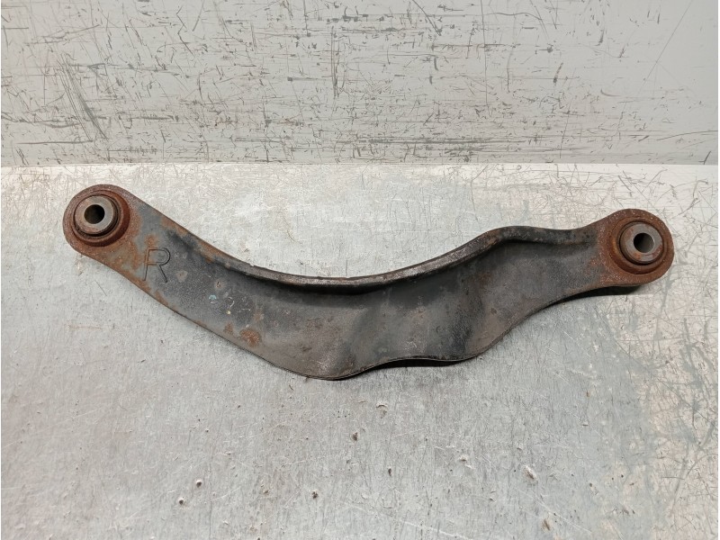 Recambio de brazo suspension superior trasero derecho para volvo xc60 kinetic 2wd referencia OEM IAM 31406749  