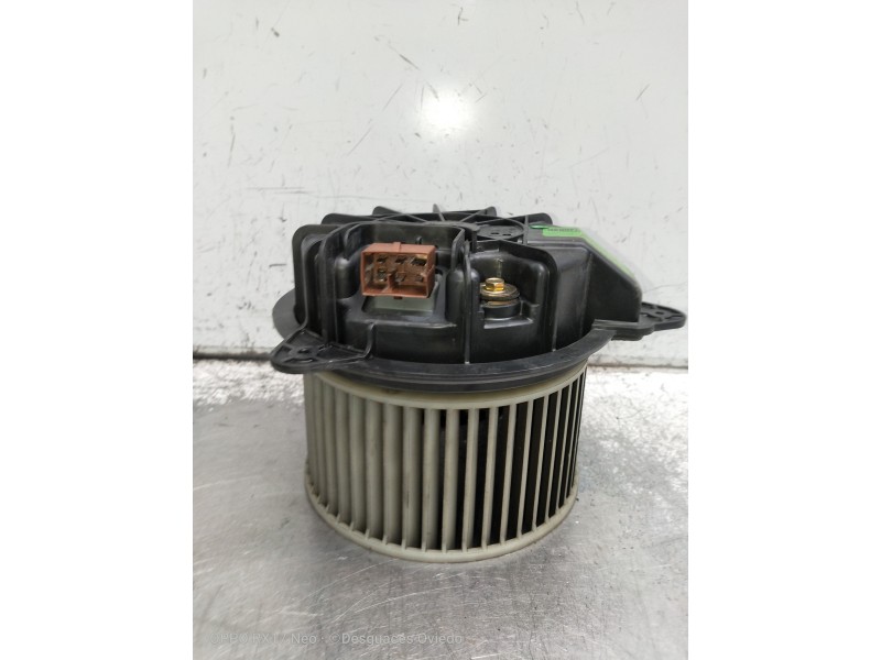 Recambio de motor calefaccion para lancia thesis (115) 3.0 v6 24v cat referencia OEM IAM 01305509100 A16000100 B837
